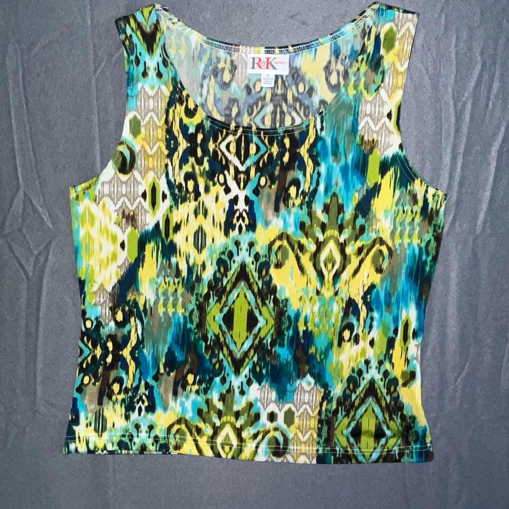 R&K Blue and Yellow‎ Graphic Crop Tank Top - Picture 3 of 7